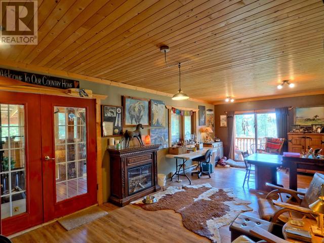 7529 Sheridan Lake W Road, House detached with 3 bedrooms, 2 bathrooms and null parking in Cariboo L BC | Image 12