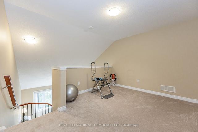14 - 19 Simmonds Dr, Townhouse with 2 bedrooms, 4 bathrooms and 4 parking in Guelph ON | Image 14