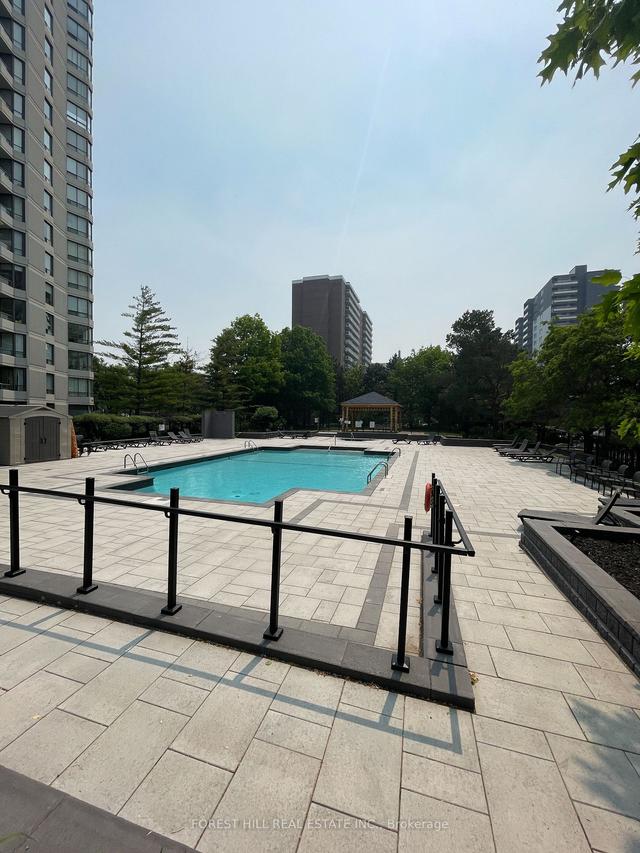 206 - 1131 Steeles Ave W, Condo with 2 bedrooms, 2 bathrooms and 1 parking in Toronto ON | Image 12