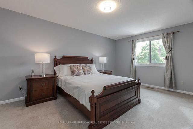 550 Kastelic Pl, House detached with 4 bedrooms, 3 bathrooms and 6 parking in Burlington ON | Image 16