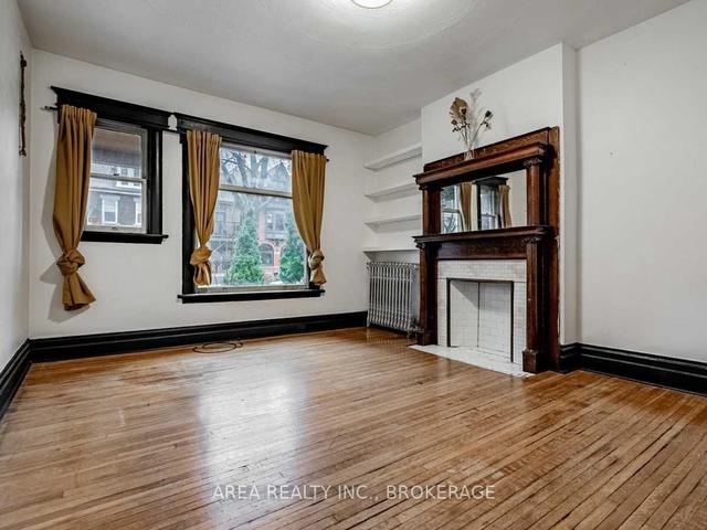 530 Euclid Ave, House semidetached with 4 bedrooms, 4 bathrooms and 2 parking in Toronto ON | Image 19