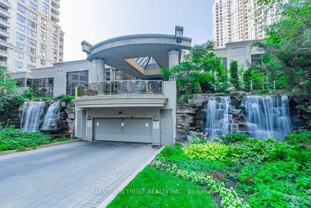 2903 - 3880 Duke Of York Blvd, Condo with 2 bedrooms, 2 bathrooms and 1 parking in Mississauga ON | Image 13