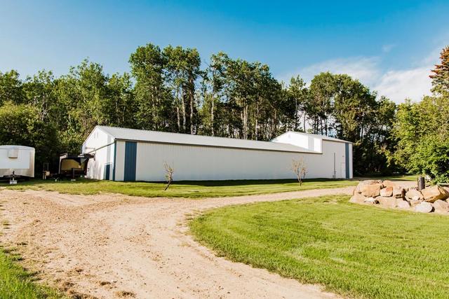 744038 Rge Rd 65, House detached with 4 bedrooms, 2 bathrooms and 20 parking in Grande Prairie County No. 1 AB | Image 37