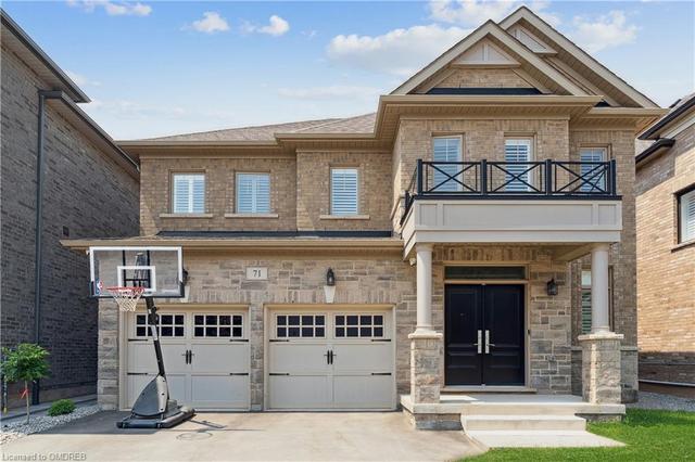 71 Merlin Street, House detached with 4 bedrooms, 3 bathrooms and 4 parking in Oakville ON | Image 1