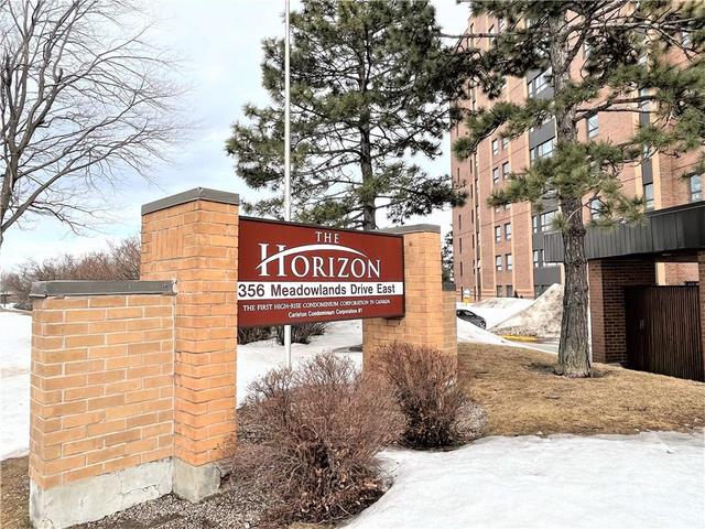 303 - 1356 Meadowlands Drive E, Condo with 2 bedrooms, 1 bathrooms and 1 parking in Ottawa ON | Image 2