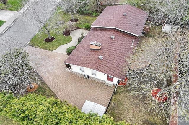 46 Crystal Beach Drive, House detached with 5 bedrooms, 2 bathrooms and 7 parking in Ottawa ON | Image 29