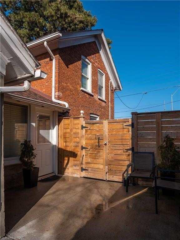 193 Vine St, House detached with 3 bedrooms, 2 bathrooms and 3 parking in St. Catharines ON | Image 15