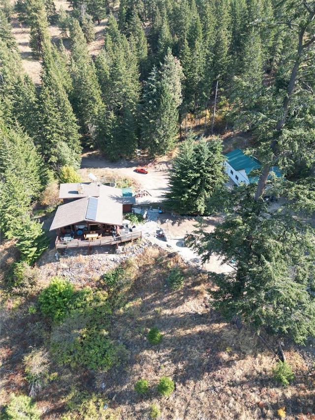 5572 Oyama Lake Road, House detached with 4 bedrooms, 2 bathrooms and 26 parking in Columbia Shuswap F BC | Image 51