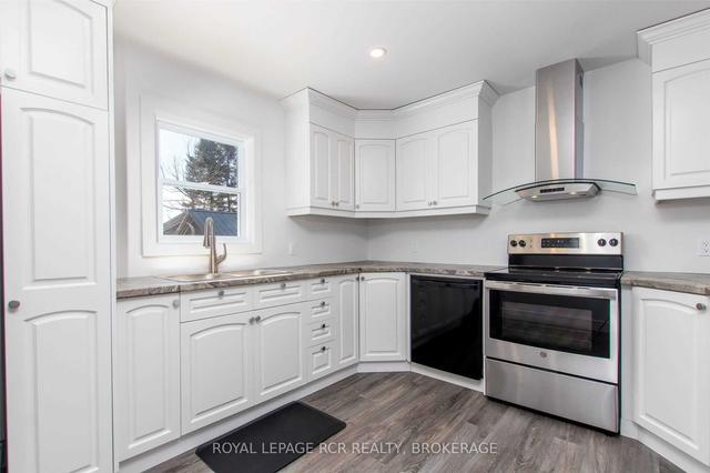 863 Douglas St W, House detached with 1 bedrooms, 2 bathrooms and 100 parking in West Grey ON | Image 32