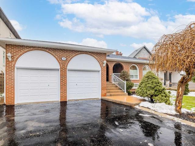 21 Chavender Pl, House detached with 4 bedrooms, 3 bathrooms and 6 parking in Vaughan ON | Image 35