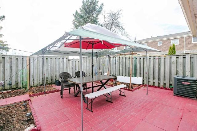 6 - 7450 Darcel Ave, House attached with 3 bedrooms, 2 bathrooms and 4 parking in Mississauga ON | Image 27