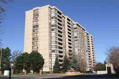 103 - 5 Lisa St, Condo with 3 bedrooms, 2 bathrooms and 1 parking in Brampton ON | Image 6