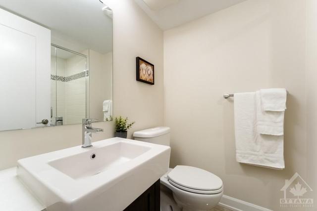 545 De Mazenod Avenue, Townhouse with 2 bedrooms, 3 bathrooms and 1 parking in Ottawa ON | Image 6