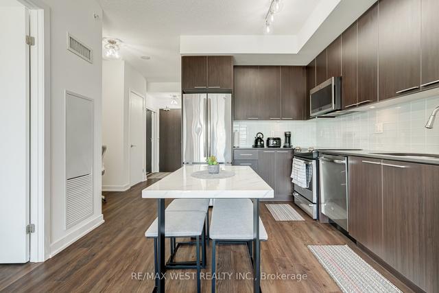 1708 - 10 Park Lawn Rd, Condo with 1 bedrooms, 1 bathrooms and 1 parking in Toronto ON | Image 7