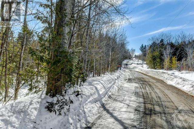 00 Old Fire Tower Road, Home with 0 bedrooms, 0 bathrooms and null parking in Greater Madawaska ON | Image 4