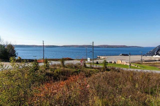 202 - 11a Salt Dock Rd, Condo with 2 bedrooms, 2 bathrooms and 1 parking in Parry Sound ON | Image 5