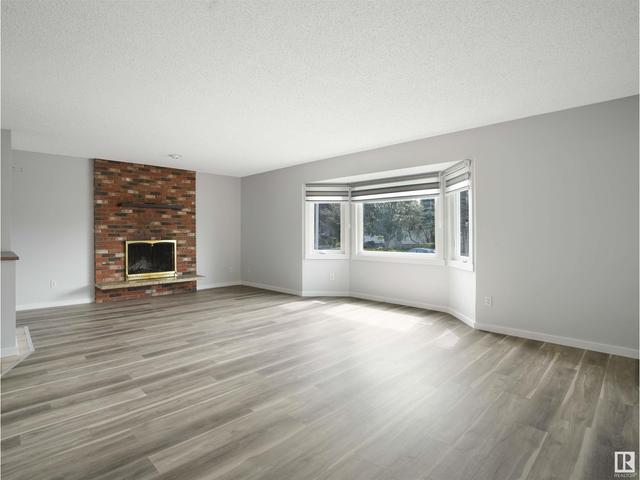 5916 11 Av Nw, House detached with 3 bedrooms, 2 bathrooms and null parking in Edmonton AB | Image 7