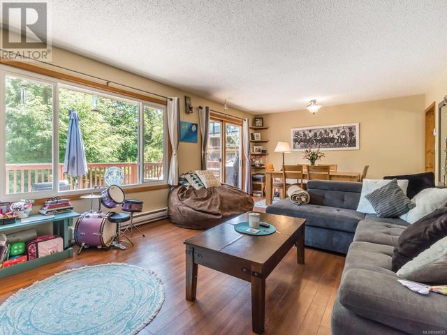 1652 Centennary Dr, House detached with 2 bedrooms, 2 bathrooms and 4 parking in Nanaimo BC | Image 7