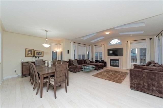 21 Military Crt, House detached with 4 bedrooms, 5 bathrooms and 4 parking in Richmond Hill ON | Image 18