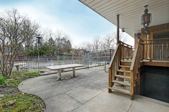 42 Joyce Pkwy, House detached with 3 bedrooms, 2 bathrooms and 6 parking in Toronto ON | Image 15