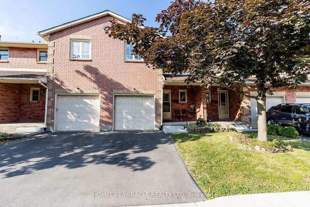 6 - 280 Limeridge Rd, Townhouse with 3 bedrooms, 3 bathrooms and 2 parking in Hamilton ON | Image 1
