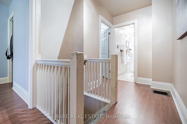 287 Sixth St, House attached with 3 bedrooms, 2 bathrooms and 1 parking in Toronto ON | Image 17