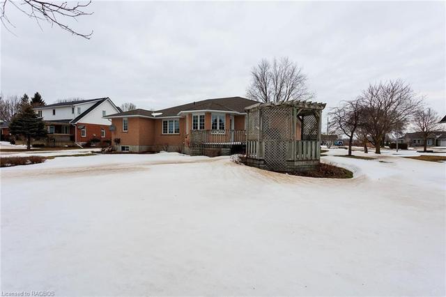 172 Mcfarlin Drive, House detached with 4 bedrooms, 3 bathrooms and null parking in West Grey ON | Image 44