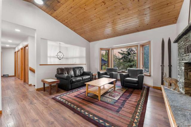 105 Grassi Place, House detached with 3 bedrooms, 3 bathrooms and 2 parking in Canmore AB | Image 5