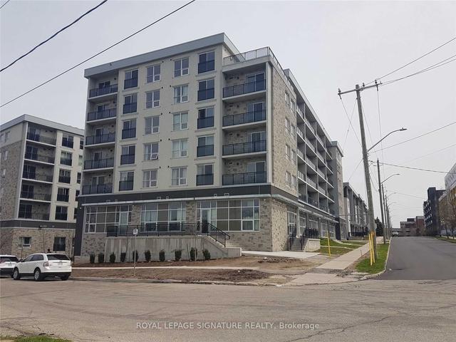 f201 - 275 Larch St, Condo with 2 bedrooms, 1 bathrooms and 0 parking in Waterloo ON | Image 7