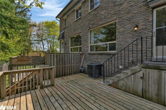 2 North Street, House attached with 3 bedrooms, 1 bathrooms and 2 parking in Barrie ON | Image 14