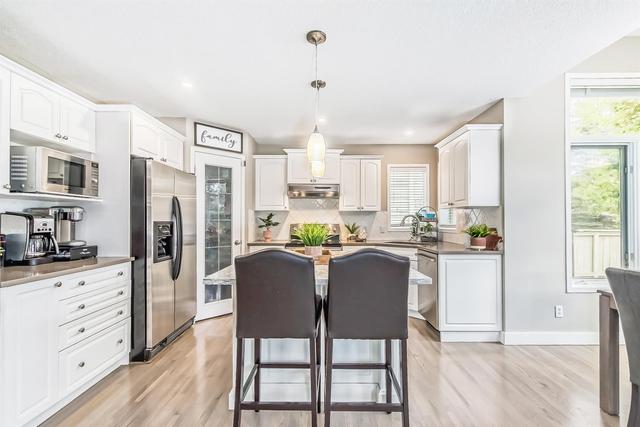 60 Westpoint Gardens Sw, House detached with 3 bedrooms, 3 bathrooms and 4 parking in Calgary AB | Image 12