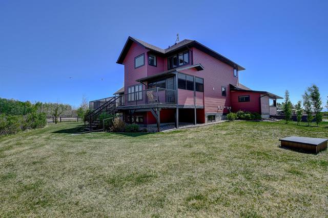 720072 Range Road 54, House detached with 4 bedrooms, 3 bathrooms and 4 parking in Grande Prairie AB | Image 39