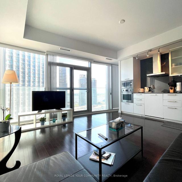 1404 - 14 York St, Condo with 1 bedrooms, 1 bathrooms and 0 parking in Toronto ON | Image 25