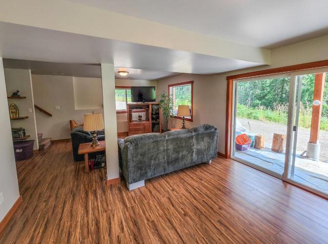 4351 Poplar Ridge Road, House detached with 2 bedrooms, 3 bathrooms and 8 parking in Central Kootenay H BC | Image 20