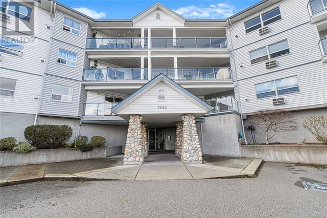 111 - 1633 Dufferin Cres, Condo with 2 bedrooms, 2 bathrooms and 7 parking in Nanaimo BC | Image 1