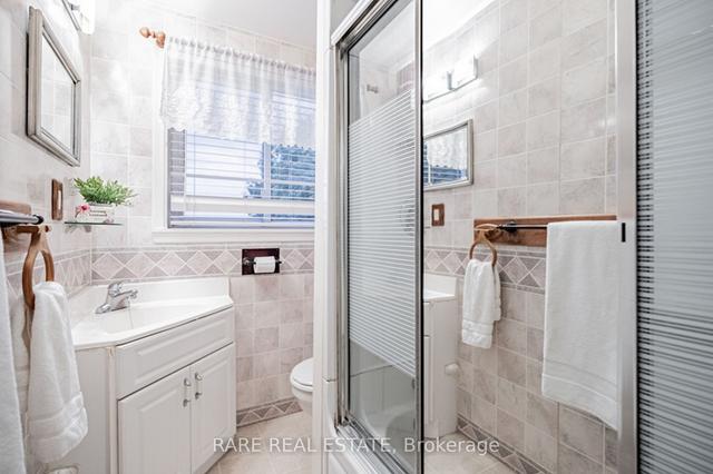 287 Sixth St, House attached with 3 bedrooms, 2 bathrooms and 1 parking in Toronto ON | Image 20
