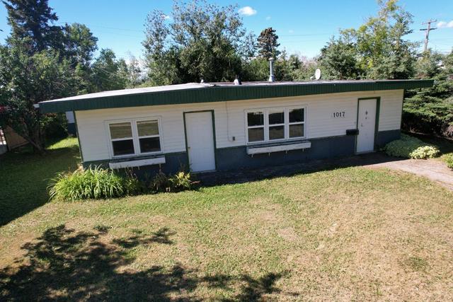1017 4 Avenue, House detached with 2 bedrooms, 1 bathrooms and 2 parking in Beaverlodge AB | Image 5