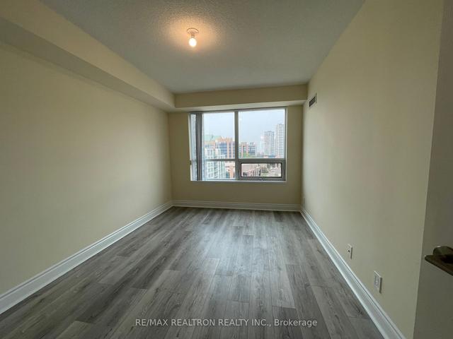 1011 - 75 South Town Centre Blvd, Condo with 1 bedrooms, 1 bathrooms and 1 parking in Markham ON | Image 2