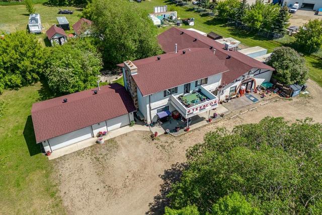 28074 Township Road 384, House detached with 3 bedrooms, 2 bathrooms and null parking in Red Deer County AB | Image 6