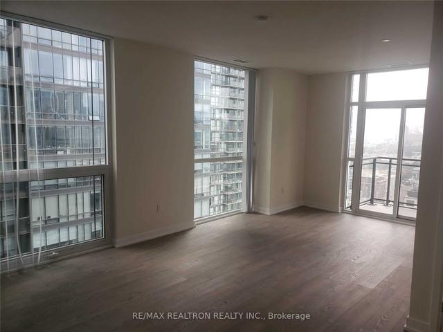 2307 - 99 John St, Condo with 2 bedrooms, 2 bathrooms and 1 parking in Toronto ON | Image 8