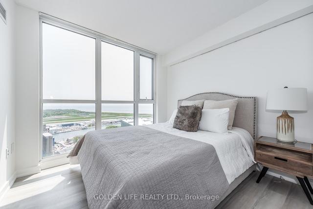 4206 - 75 Queens Wharf Rd, Condo with 3 bedrooms, 2 bathrooms and 1 parking in Toronto ON | Image 10