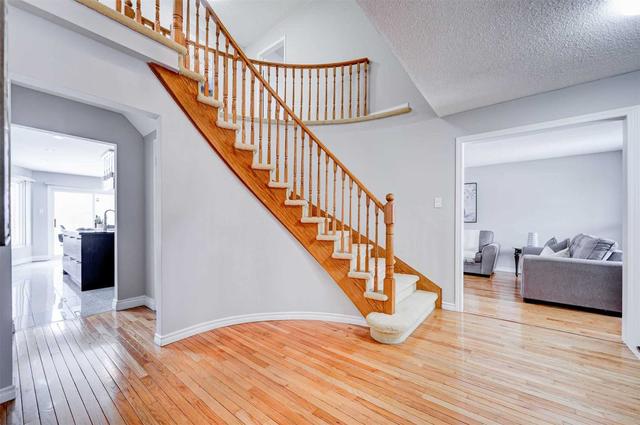 612 Amberwood Cres, House detached with 4 bedrooms, 4 bathrooms and 6 parking in Pickering ON | Image 40