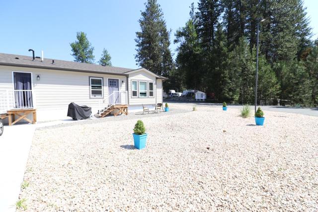 34 - 1500 Neimi Road, House detached with 2 bedrooms, 2 bathrooms and null parking in Kootenay Boundary C BC | Image 24