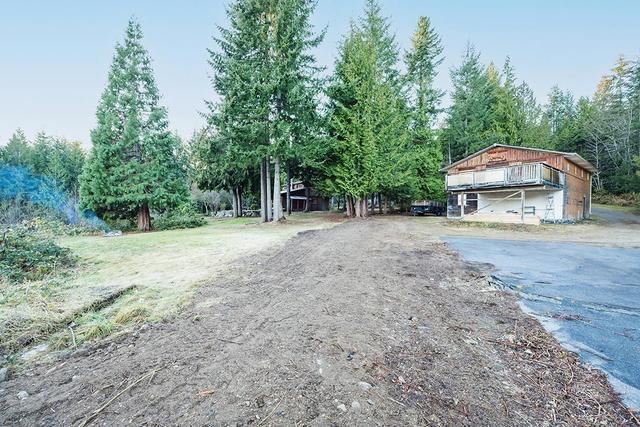 1030 Gilmour Road, House detached with 3 bedrooms, 2 bathrooms and 20 parking in Sunshine Coast F BC | Image 22