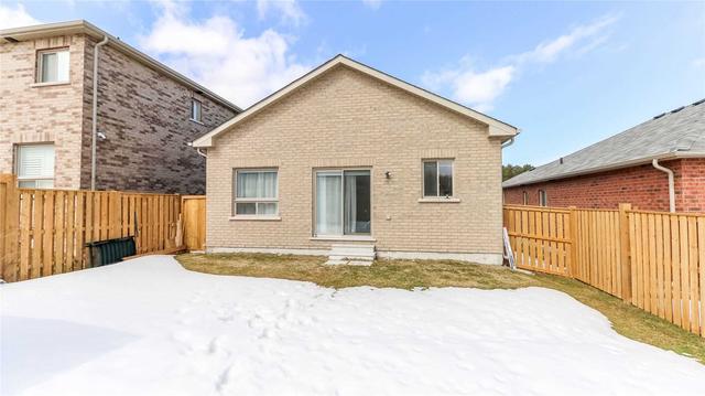 8 Beausoleil Dr, House detached with 2 bedrooms, 1 bathrooms and 3 parking in Penetanguishene ON | Image 10