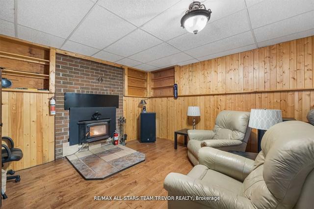 8 Eldon Dr, House detached with 3 bedrooms, 2 bathrooms and 6 parking in Kawartha Lakes ON | Image 17
