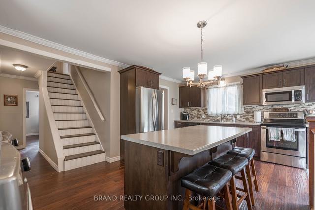 790 7th St E, House detached with 3 bedrooms, 1 bathrooms and 4 parking in Owen Sound ON | Image 8