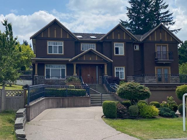4488 Price Crescent, House detached with 8 bedrooms, 7 bathrooms and 8 parking in Burnaby BC | Image 2