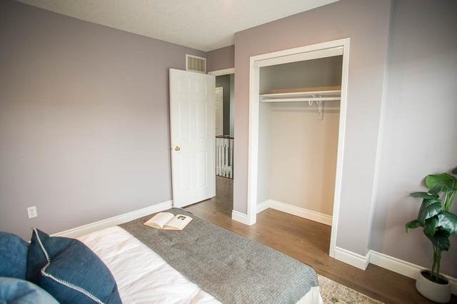 220 Blackburn Dr, Condo with 3 bedrooms, 2 bathrooms and 2 parking in Brantford ON | Image 7