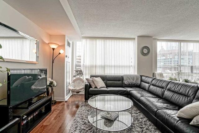 1904 - 71 Simcoe St, Condo with 1 bedrooms, 1 bathrooms and 1 parking in Toronto ON | Image 9